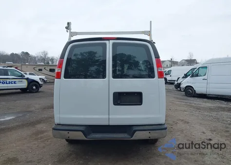 2020 Chevrolet Express Cargo Rwd 2500 Regular Wheelbase Wt z USA, uszkodzony, nr VIN 1GCWGAFG0L1215635